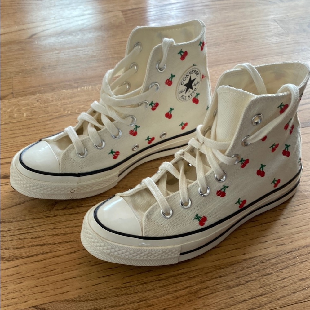 Converse Chuck 70 Cherries Sneakers